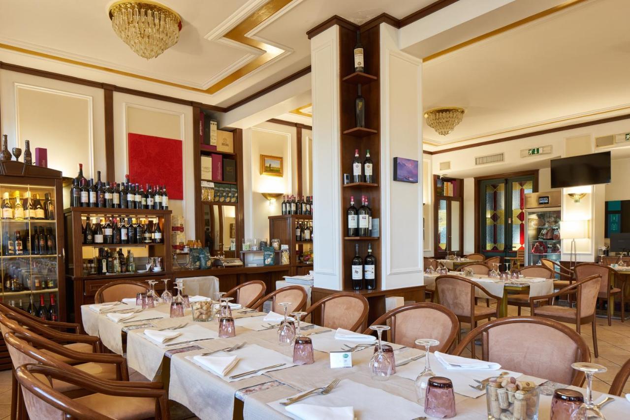 אבלינו Hotel Civita מראה חיצוני תמונה